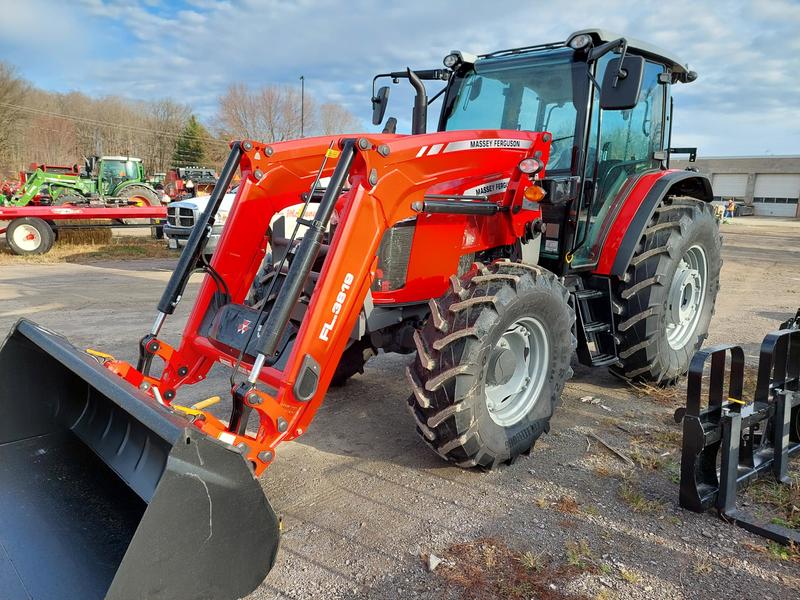 Tractors  Massey Ferguson 5711D Tractor with Cab & Loader Photo